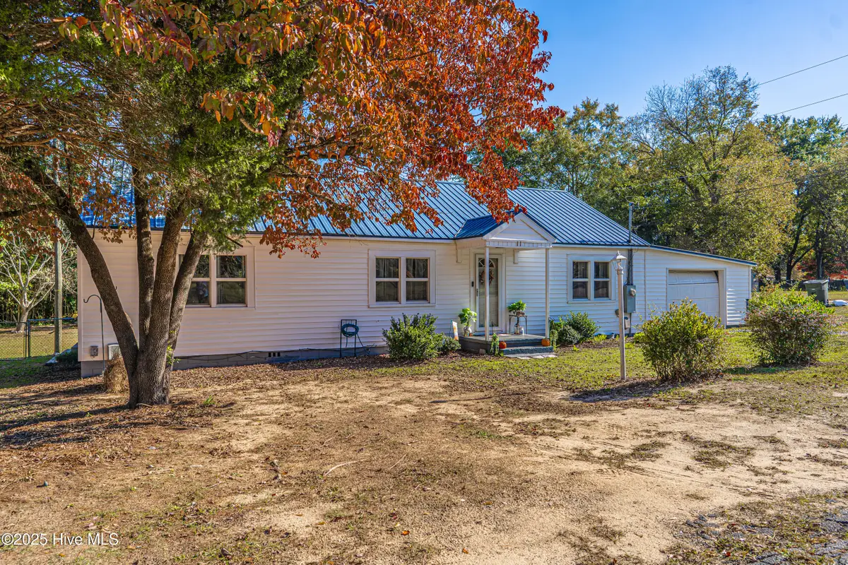 113 Sycamore Street, Hamlet, NC 28345 - Image #1