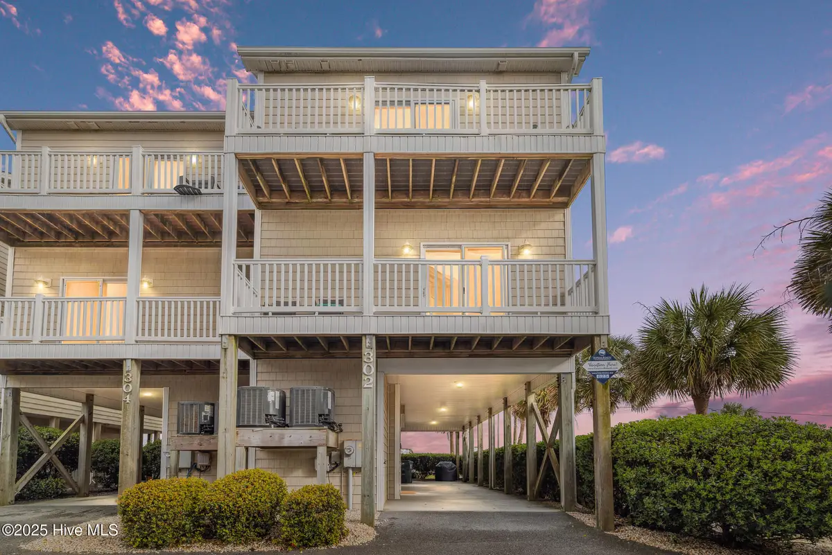 302 Sea Star Circle, Surf City, NC 28445 - Image #1