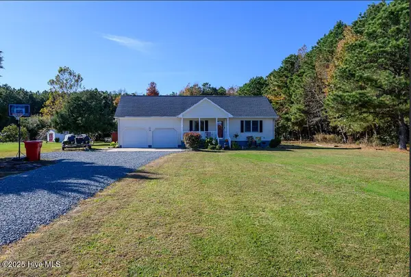 240 Woodleigh Road, Knotts Island, NC 27950