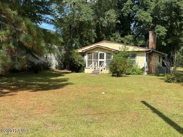 435 W Connecticut Avenue, Southern Pines, NC 28387 - Image #1