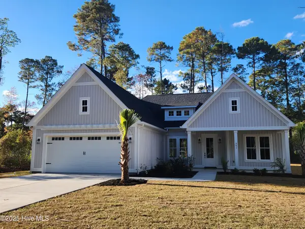341 Pineknoll Drive, Calabash, NC 28467