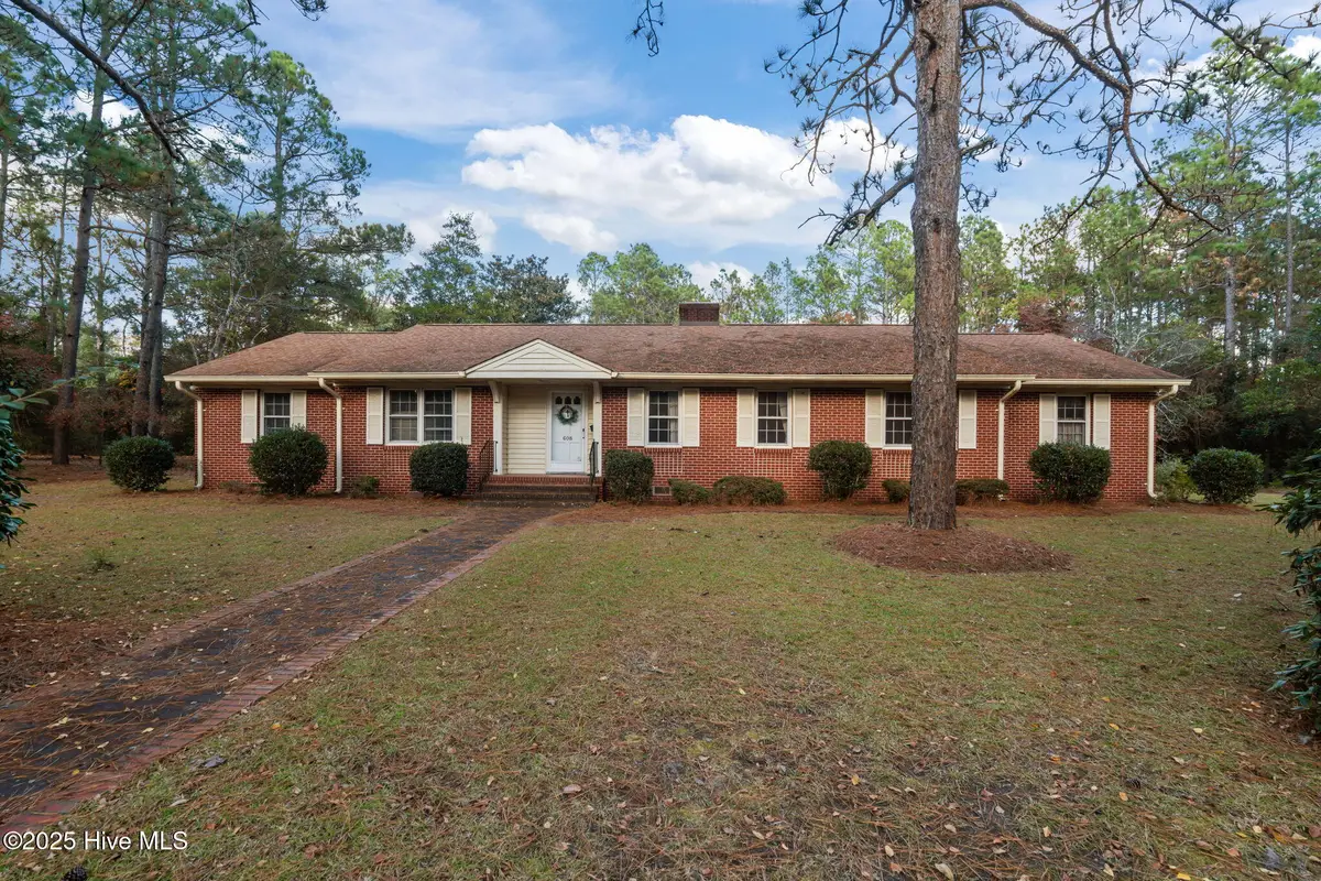 608 Wilder Avenue, Aberdeen, NC 28315 - Image #1