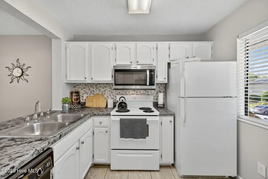 3639 St Johns Court #Unit B, Wilmington, NC 28403 - Image #3