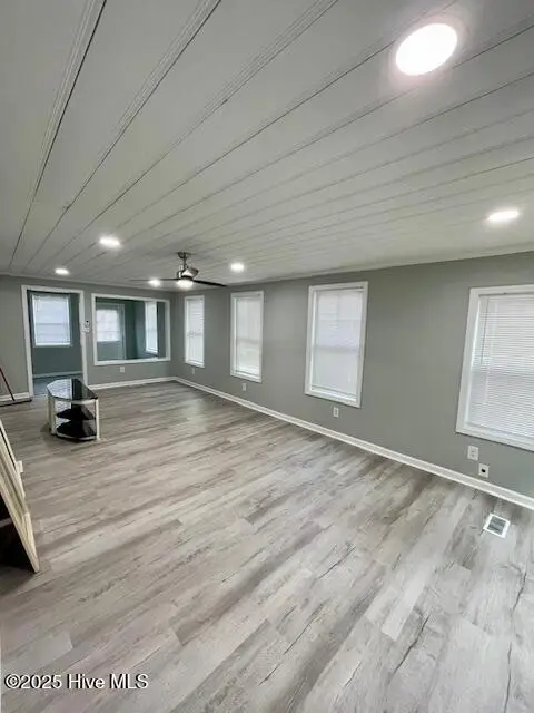 210 Renaldi Street, Elizabethtown, NC 28337 - Image #2