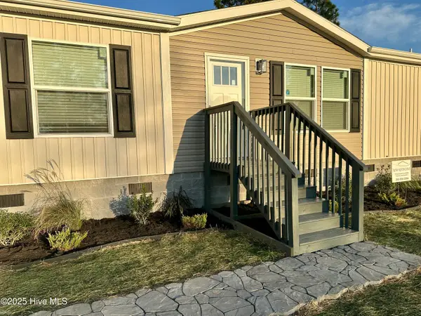 113 Creek Line Drive, Bogue, NC 28570