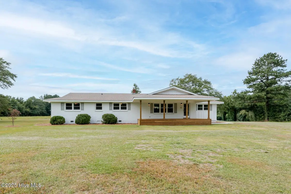 3010 Peanut Plant Road, Elizabethtown, NC 28337 - Image #1