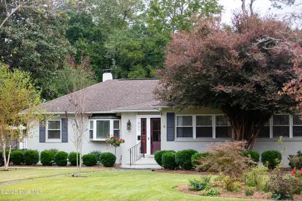 807 Colonial Drive, Wilmington, NC 28403