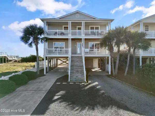 467 Ocean Boulevard W, Holden Beach, NC 28462