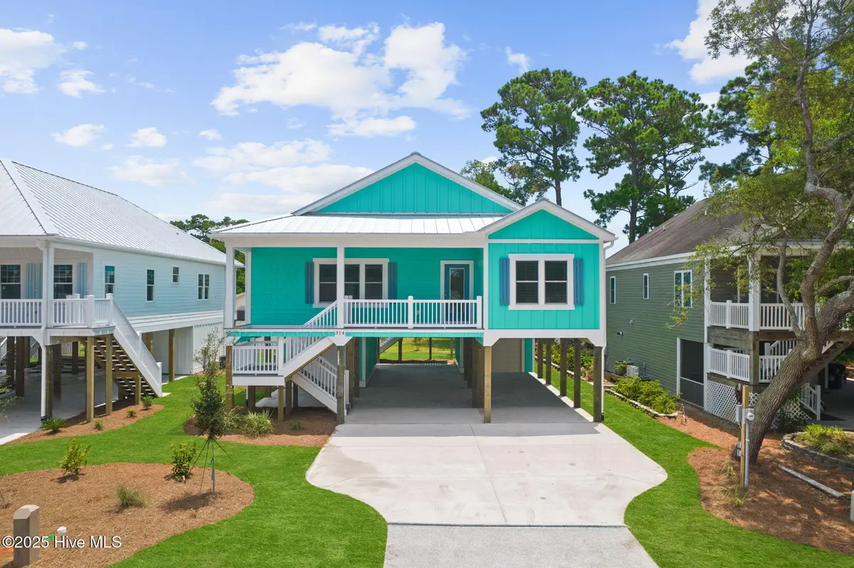 204 NE 33rd Street, Oak Island, NC 28465 - Image #1