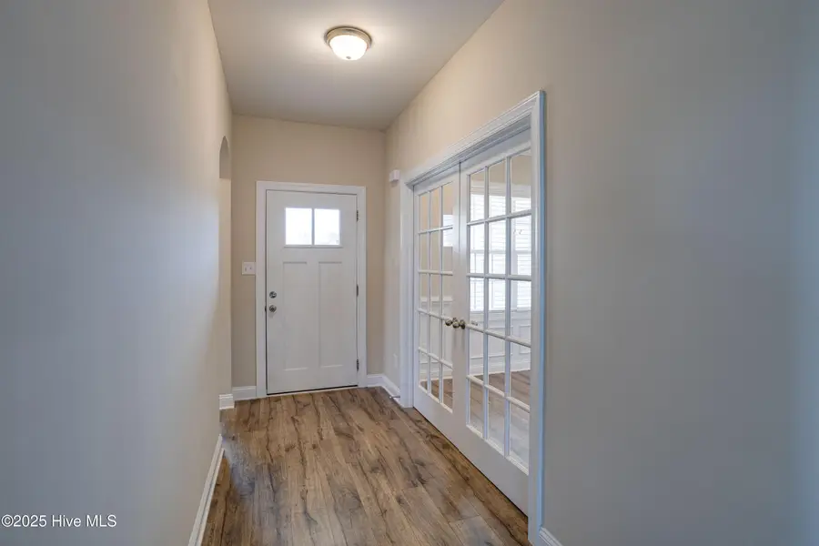 1012 Loretta Lane, New Bern, NC 28562 - Image #3