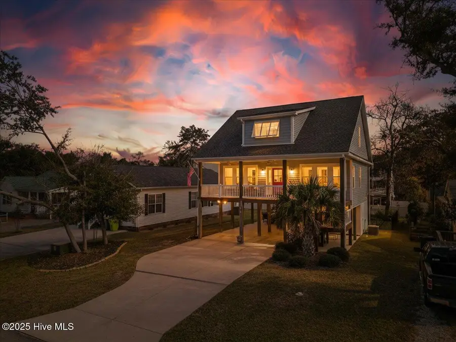 334 NE 47th Street, Oak Island, NC 28465 - Image #2
