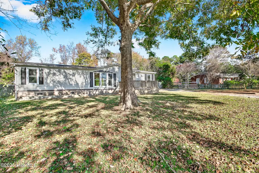 851 Sand Ridge Road, Hubert, NC 28539 - Image #3