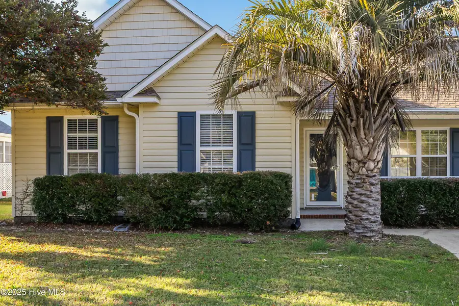 4943 N Hampton Drive Se, Southport, NC 28461 - Image #2