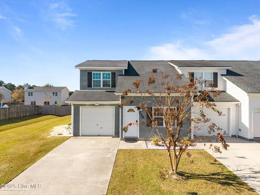 220 Jessie Circle, Hubert, NC 28539 - Image #2