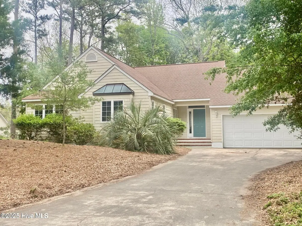 102 Chestnut Court, Pine Knoll Shores, NC 28512 - Image #1