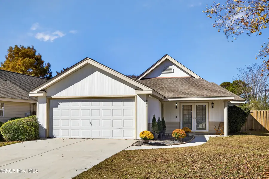 807 Spy Glass Court, Wilmington, NC 28411 - Image #3