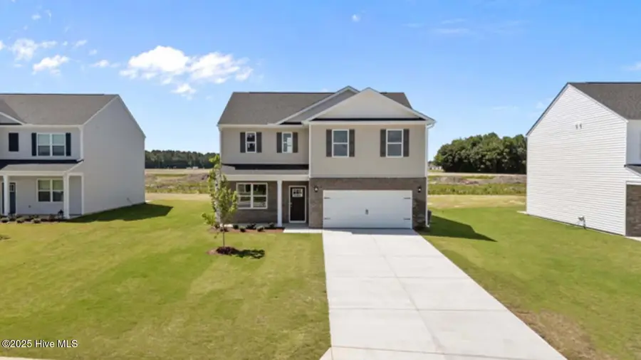 1016 Queensland Lane, Ayden, NC 28513 - Image #2
