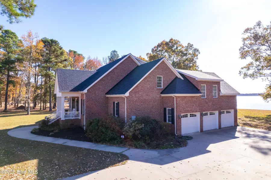 229 Grassy Point, Hertford, NC 27944 - Image #2