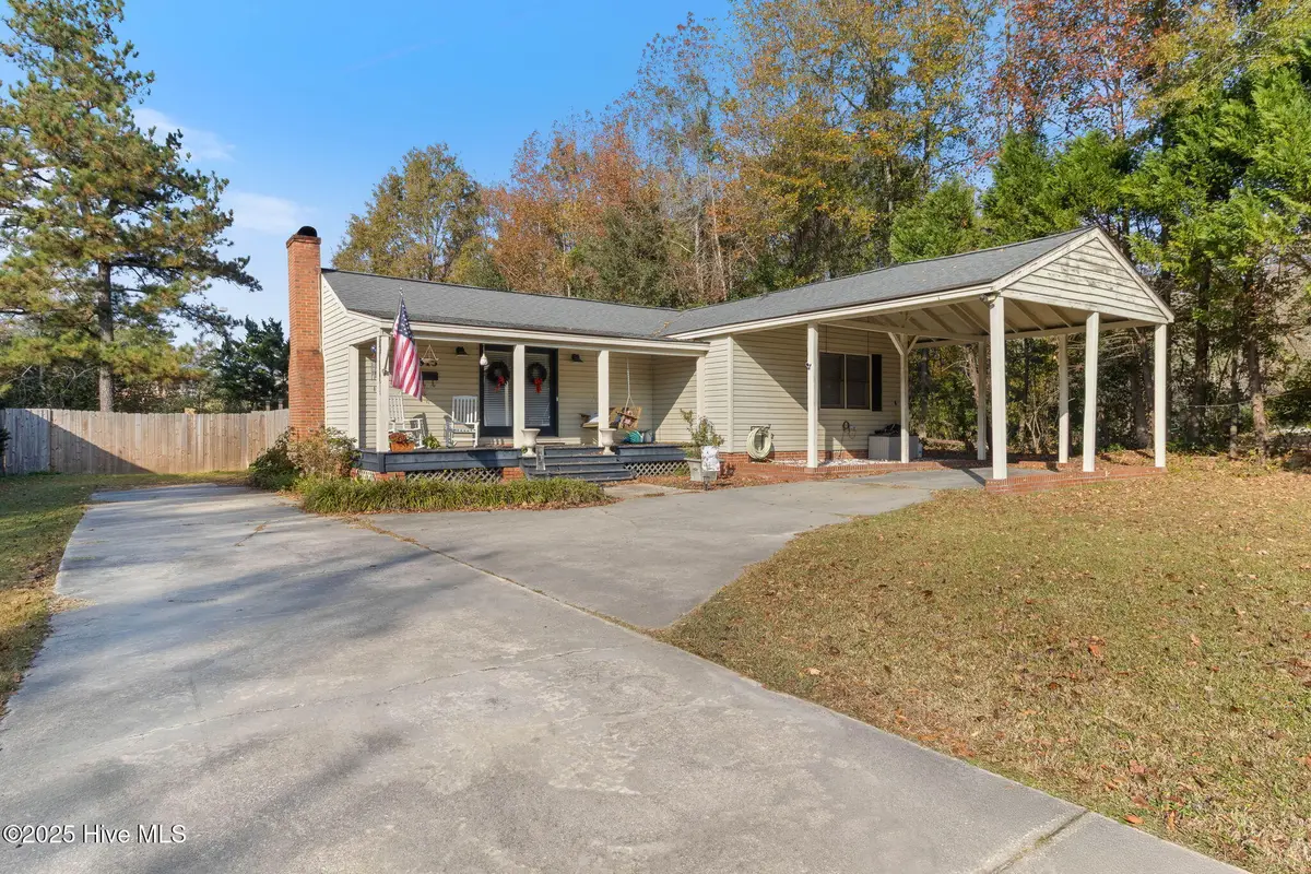813 James Street, Whiteville, NC 28472 - Image #1