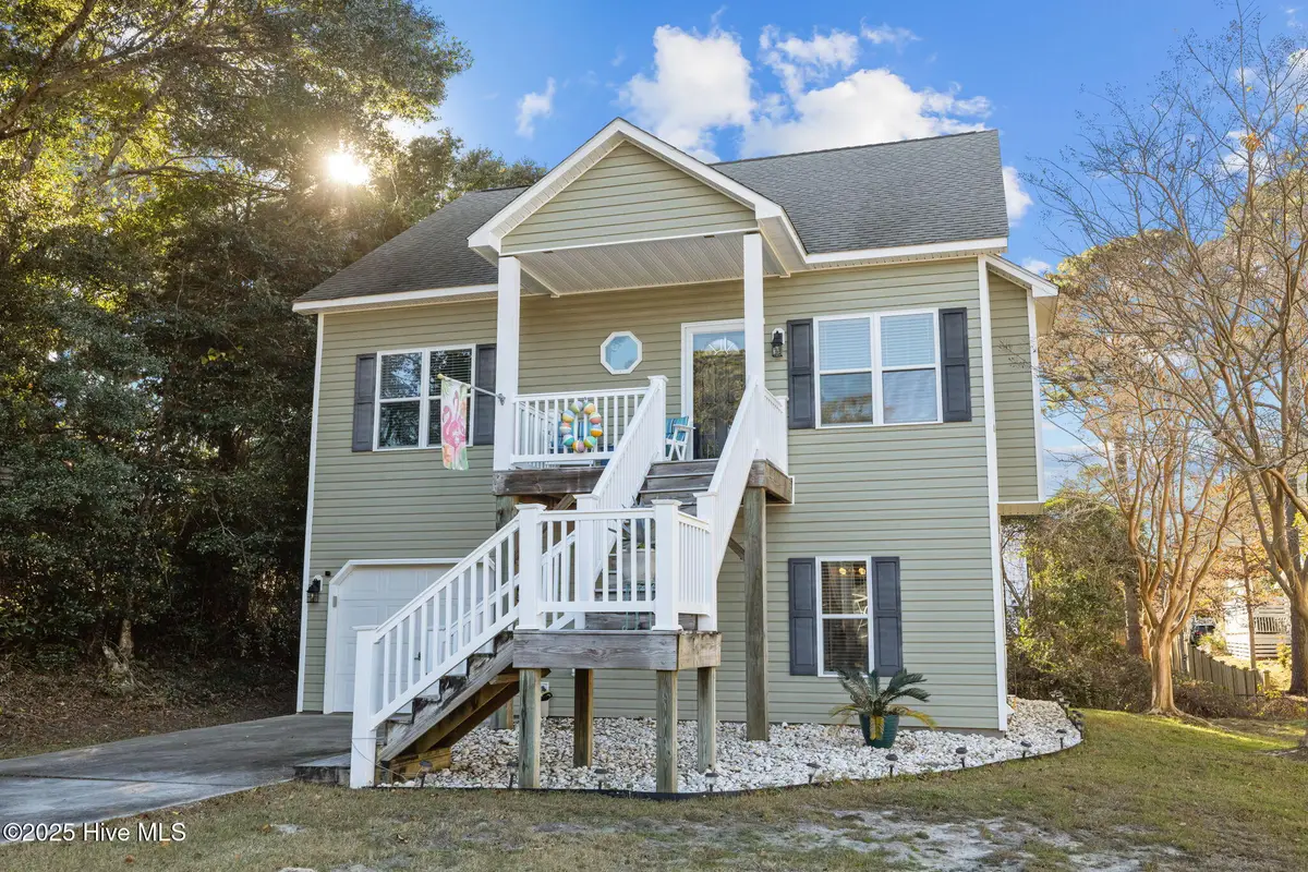 313 Loblolly Street, Emerald Isle, NC 28594 - Image #1