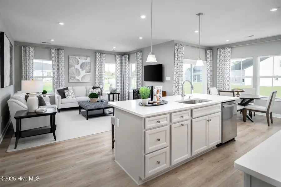 4016 Farmfield Drive, Navassa, NC 28451 - Image #3