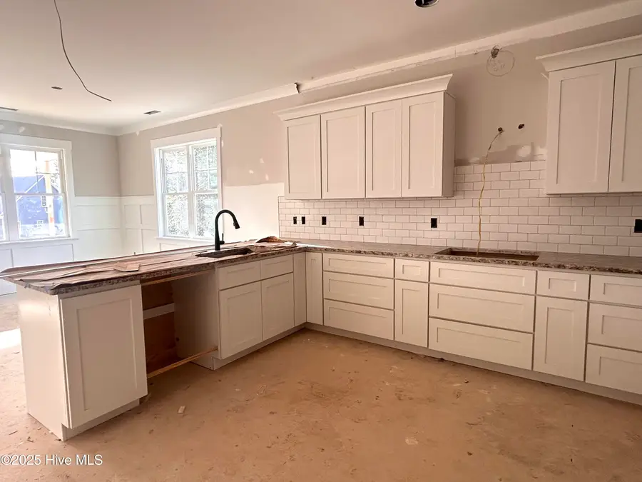 504 Pointe Drive, La Grange, NC 28551 - Image #2