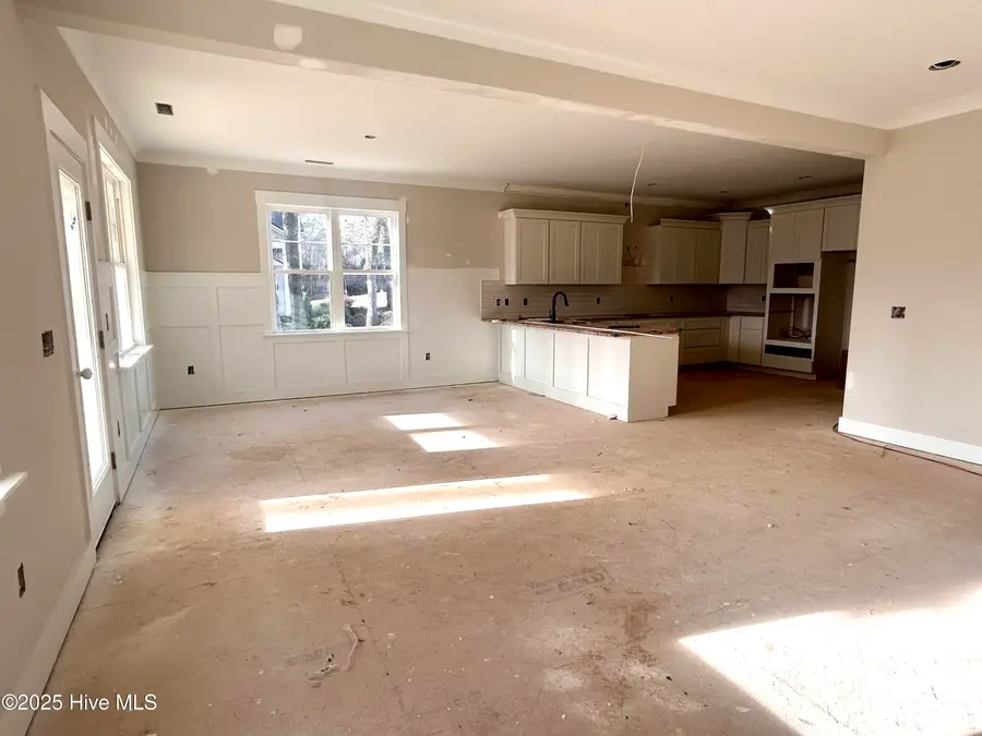 504 Pointe Drive, La Grange, NC 28551 - Image #3