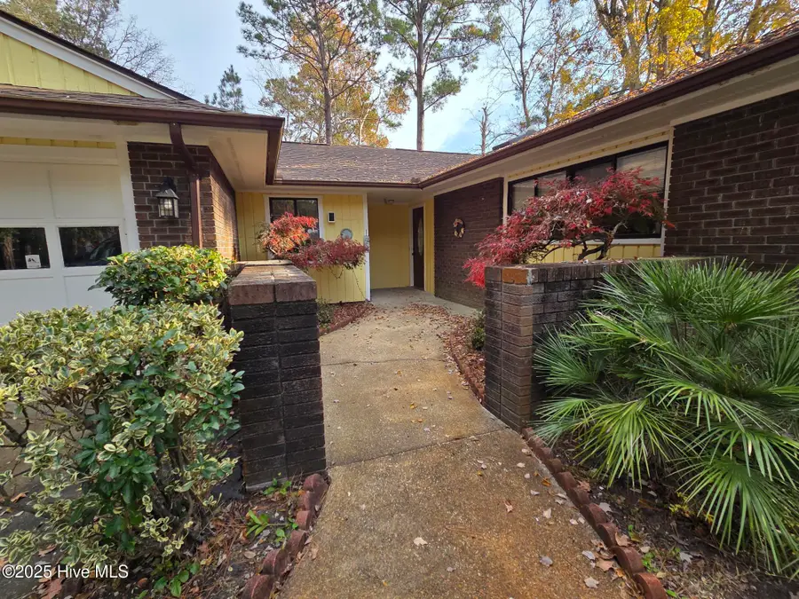 12 Carolina Shores Parkway Sw, Carolina Shores, NC 28467 - Image #2