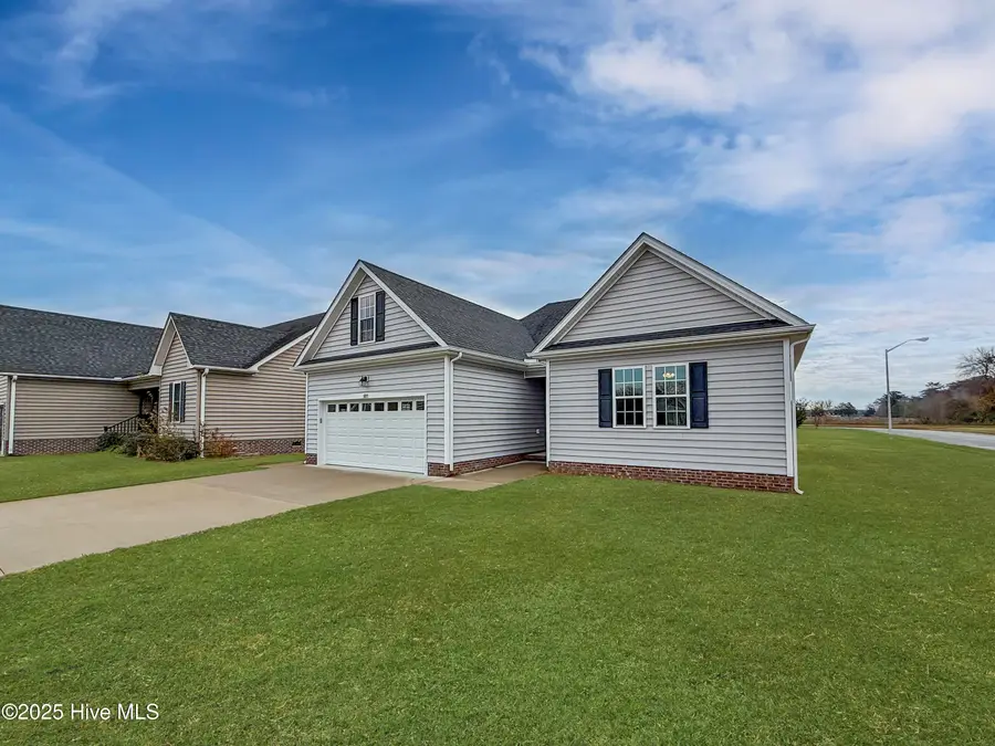 601 Millbrooke Circle, Elizabeth City, NC 27909 - Image #2