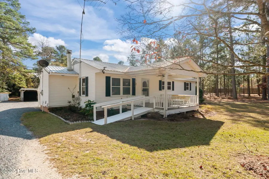435 Sand Pit Road, Aberdeen, NC 28315 - Image #2