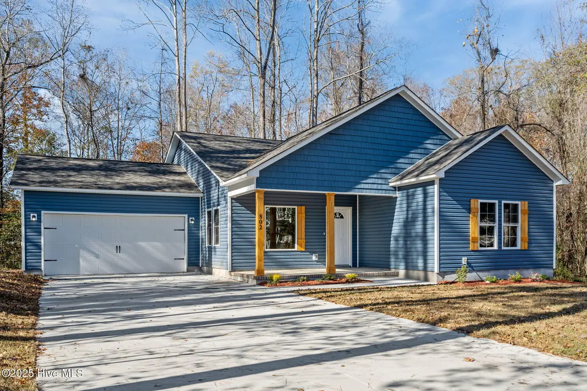 802 Little Cardinal Court, Jacksonville, NC 28540 - Image #1
