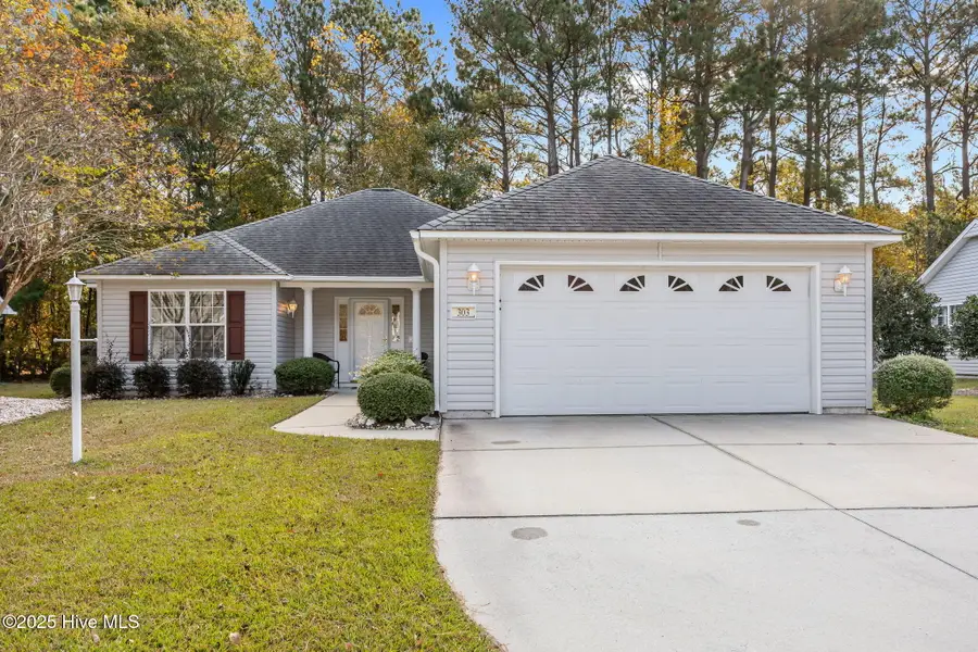 303 Jasmine S, Swansboro, NC 28584 - Image #2