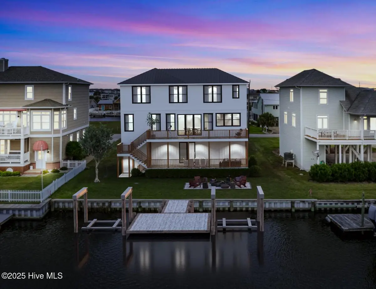 121 Sound Drive, Atlantic Beach, NC 28512 - Image #1