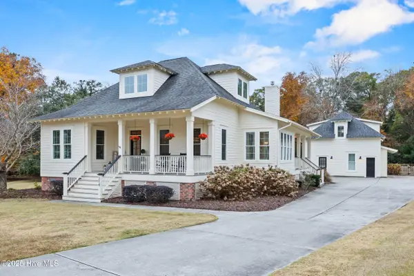 214 Salt Marsh Lane, Hampstead, NC 28443