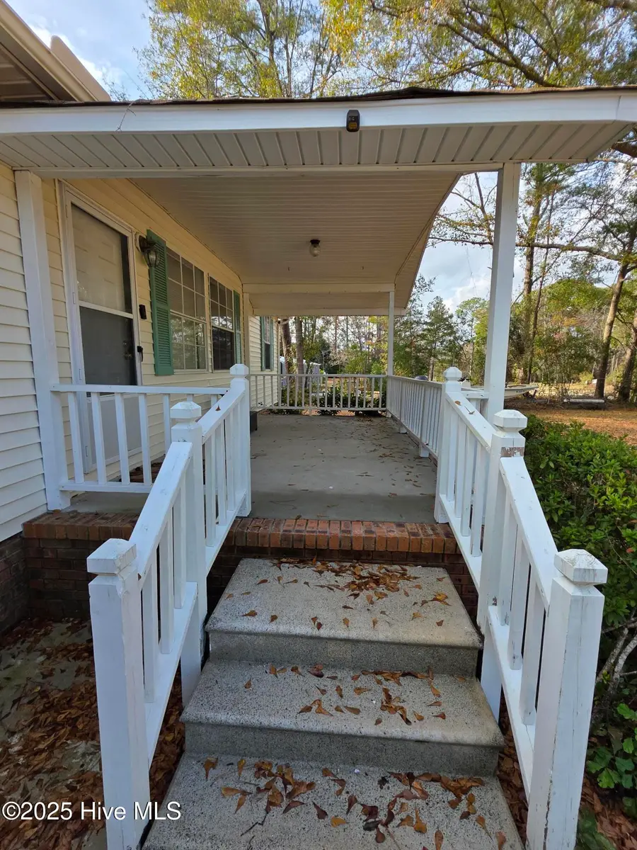 451 Baker Drive Sw, Supply, NC 28462 - Image #3