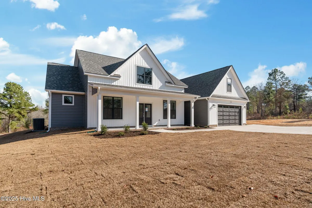 122 Susie Circle, Cameron, NC 28326 - Image #1