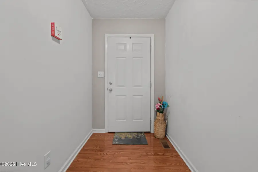 101 Pine Brae Lane, Aberdeen, NC 28315 - Image #3