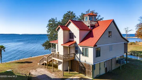 76 Beach Drive, Minnesott Beach, NC 28510