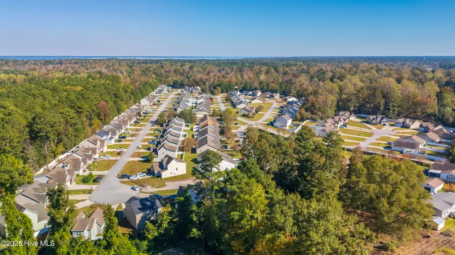 400 Stone Hawk Lane, New Bern, NC 28560 - Image #2