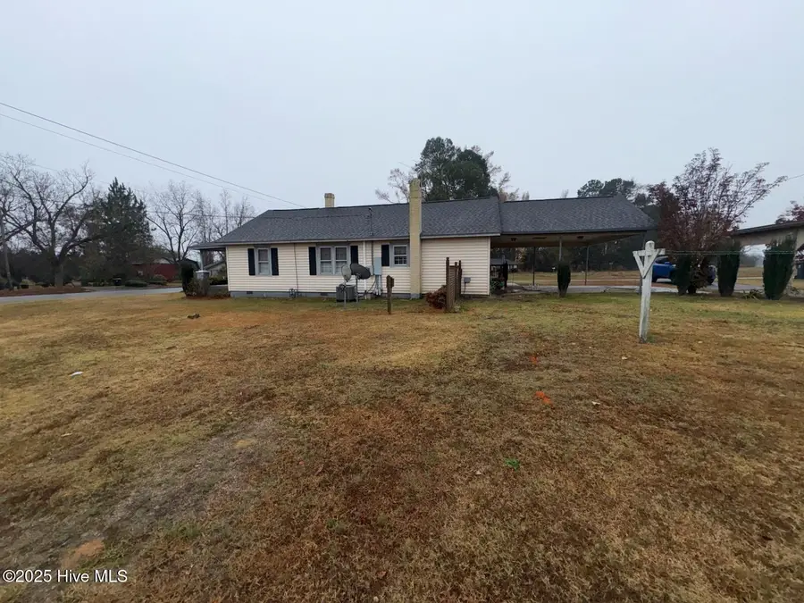 402 S Main Street, Salemburg, NC 28385 - Image #2