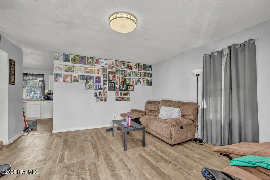 1113 E Stewart Circle, Wilmington, NC 28405 - Image #3