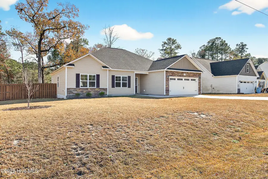 227 Westfield Drive, Richlands, NC 28574 - Image #2