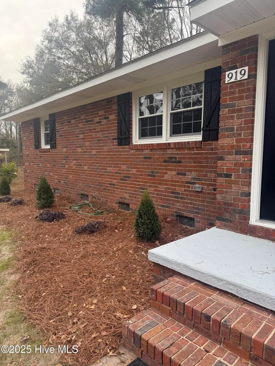 919 Richmond Road, Rockingham, NC 28379 - Image #2