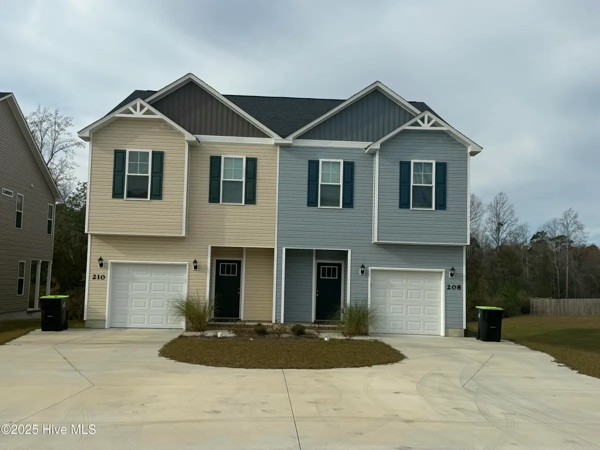113 Crab Claw Spit Lane, Jacksonville, NC 28546 - Image #1