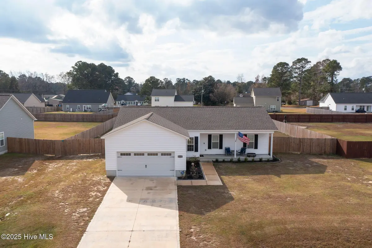 305 Gate Stone Lane, Jacksonville, NC 28540 - Image #1
