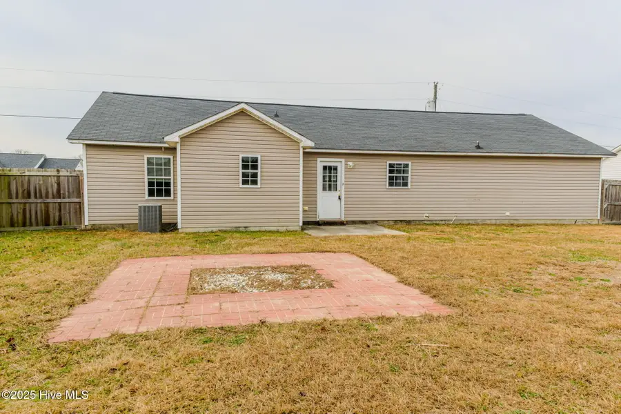 217 Wingspread Lane, Beulaville, NC 28518 - Image #2