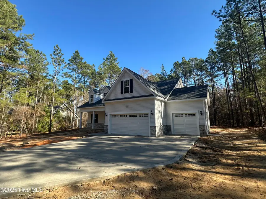 363 Chestnut Drive, Vass, NC 28394 - Image #2