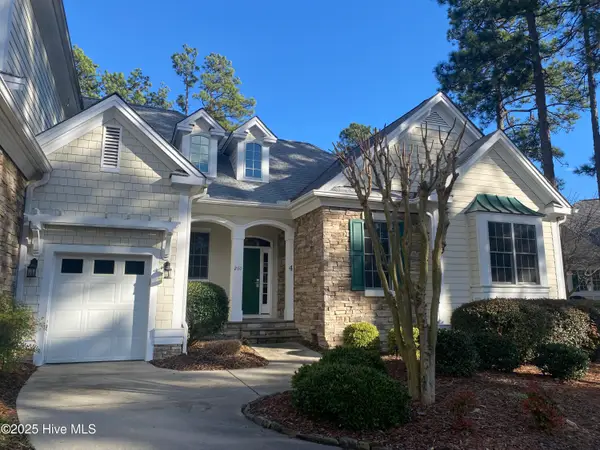 260 Cochrane Castle Circle # 4, Pinehurst, NC 28374