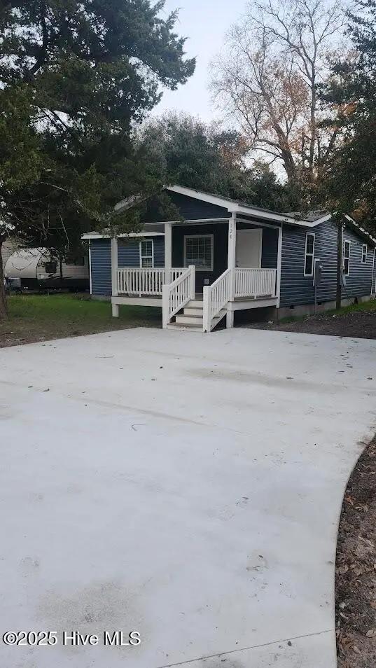 124 Zacchaeus Avenue, Morehead City, NC 28557 - Image #2
