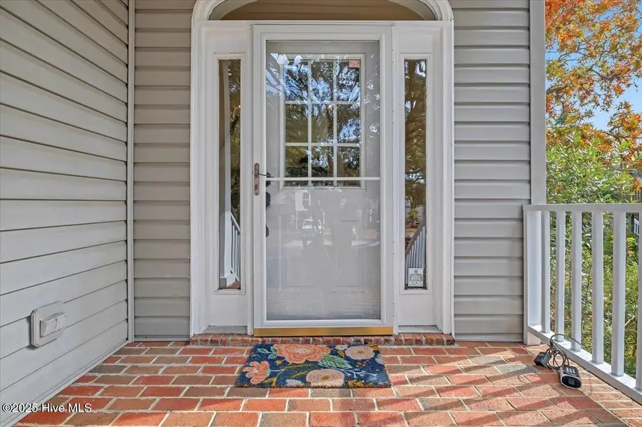 102 SW 11th Street, Oak Island, NC 28465 - Image #3